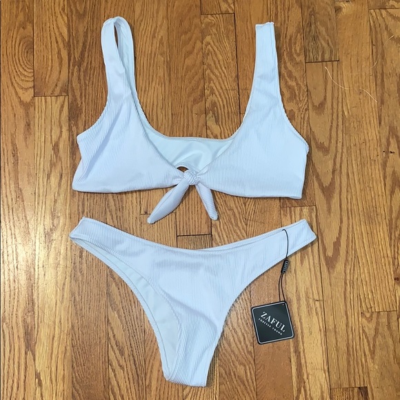 Zaful Other - Classic white bikini - never worn!